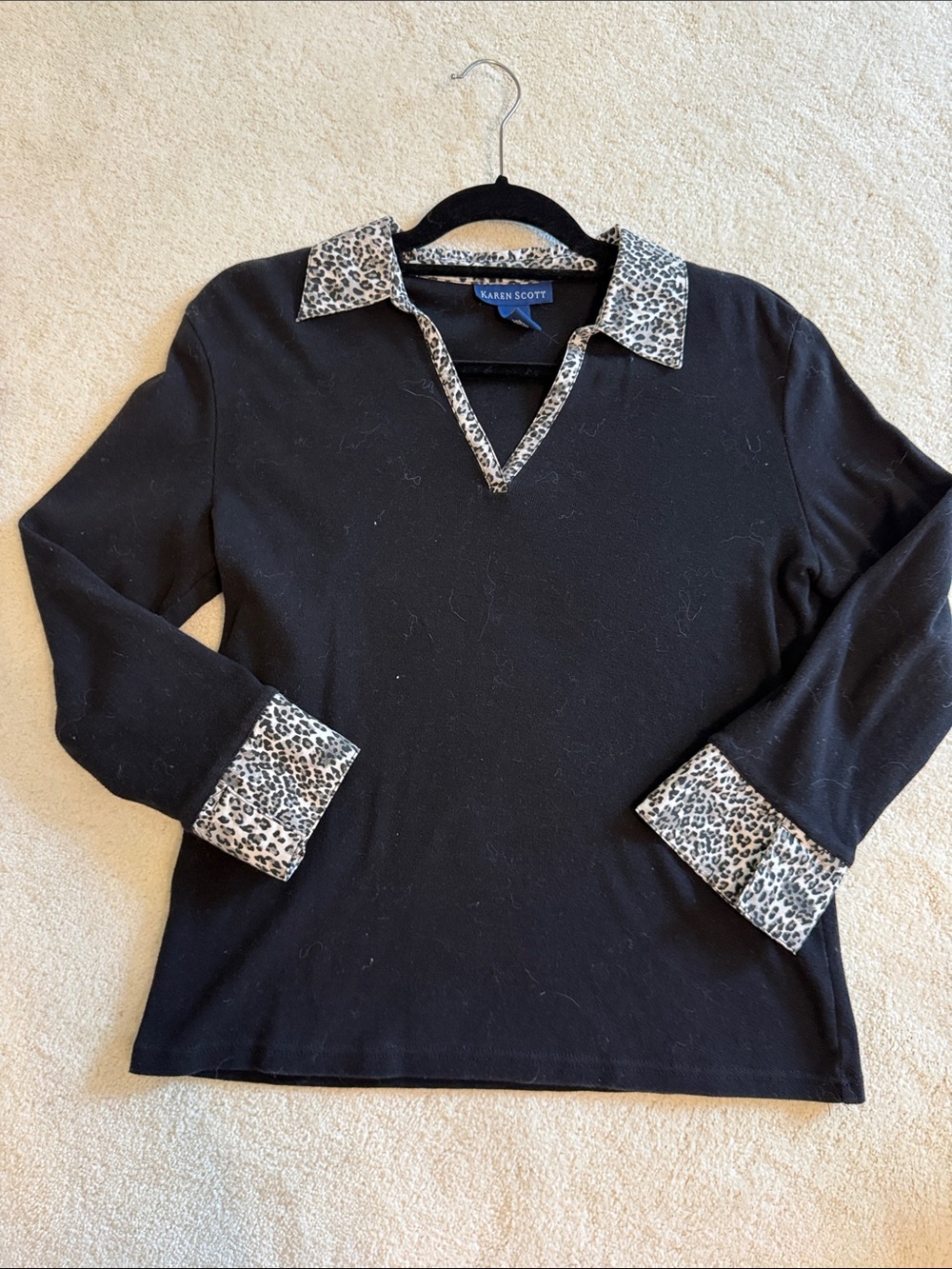 Karen Scott Black Top with Leopard-Print Collar and Cuffs